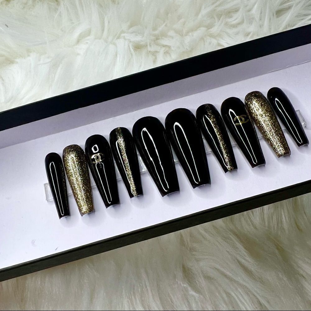 Black Gold Custom Press On Nails | High Quality Nails | Handmade